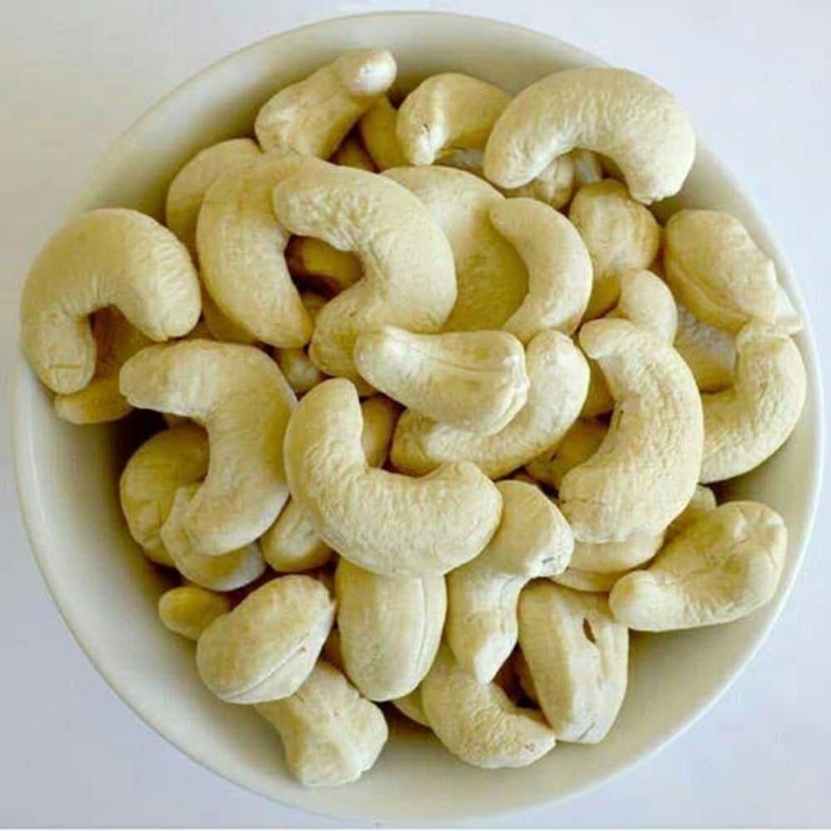 W40 Cashews